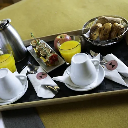 Gaston Hotel 3*