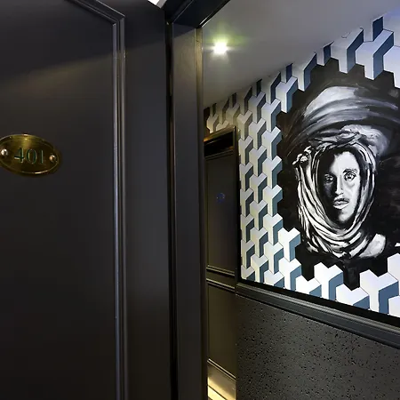 Gaston 3* Paris